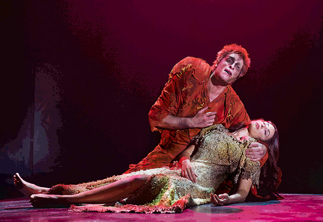 Notre Dame de Paris Zorlu Performans Sanatları Merkezi’nde