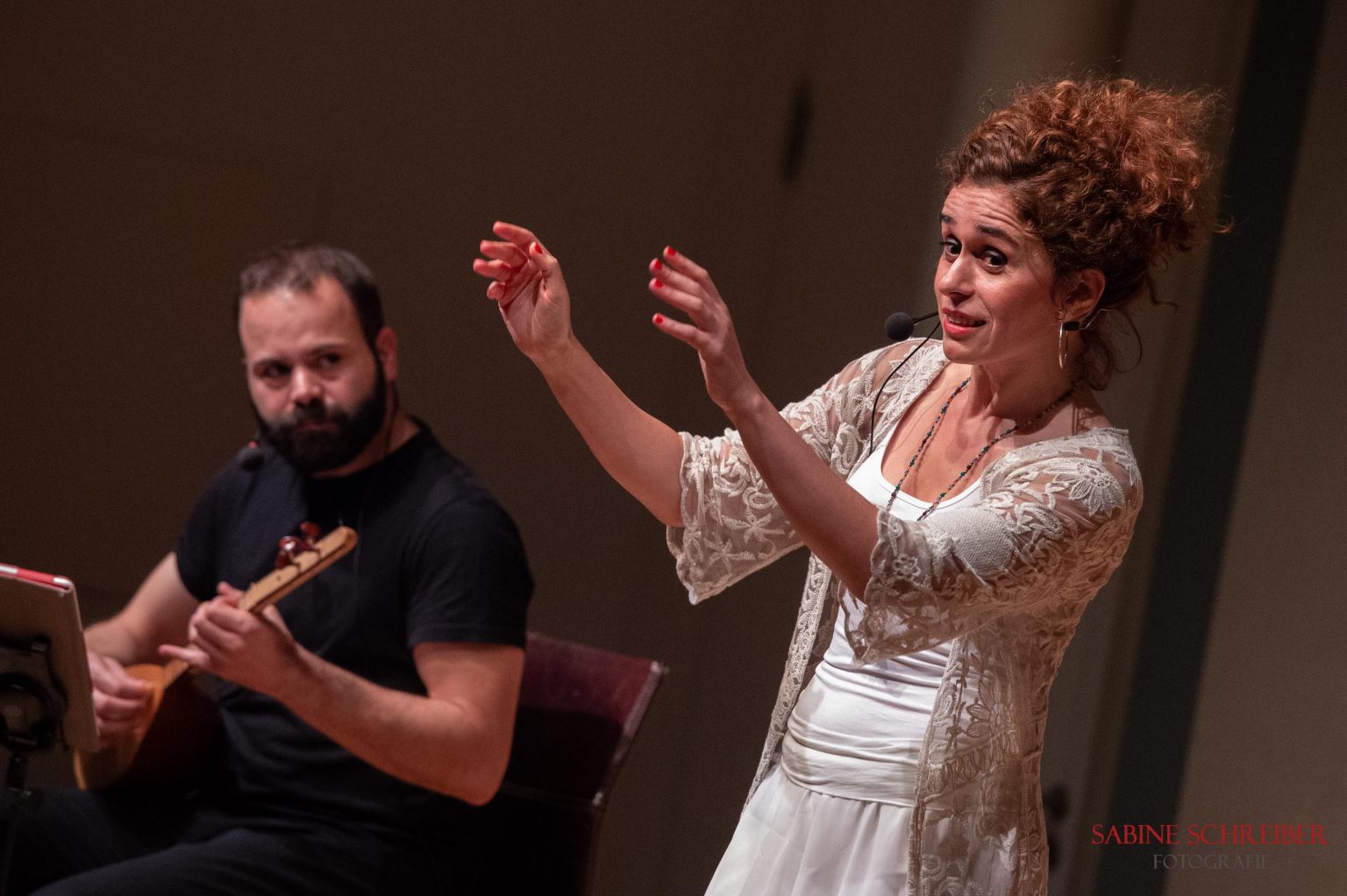 İsmet Yazıcı, Nazlı Çevik Azazi’yle Konuştu…