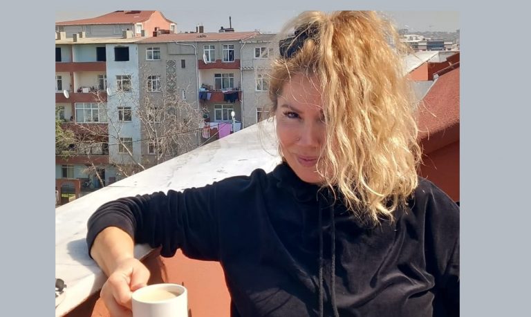 Gülümser Çankaya: “Bence bizim kuşağın şiir deviniminin adı Bütünsel Modern olmalı.”